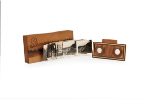 14.5 x 7 x 2.5cm folding wooden stereoscope with beautiful inlay of Mount Fuji, c. 1870s, with twelve stereo cards featuring views of Japanese temples, bridges, gardens, etc.