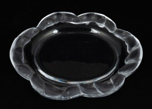LALIQUE French oval glass dish with koi carp border, engraved "Lalique, France", 27cm wide