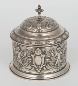 An Austro-Hungarian silver circular box, 19th/20th century, 12cm high, 11cm diameter, 218 grams
