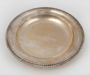An antique Scottish sterling silver serving bowl, by William Cunningham of&nbsp; Edinburgh, circa 1801, 26cm wide, 544 grams