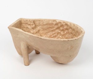 An unusual and rare antique English glazed earthenware poultry mold stand. 19th century.&nbsp; 13cm high.