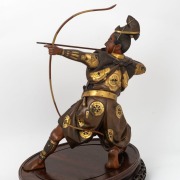 YOSHIMITSU fine quality antique Japanese Miyao&nbsp;studio style patinated bronze statue&nbsp;of a kneeling samurai archer. The mixed metal sculpture with detailed gilt highlights and textured armour&nbsp;with original bow, arrow and tanto, signed in a gilt rectangular - 2