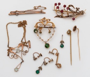 Assorted antique jewellery, mostly 9ct gold with seed pearls and coloured stones, A/F (mostly damaged), 19th/20th century, (qty), 19.7 grams total.