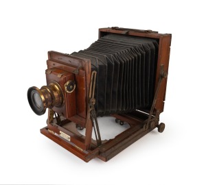 THORNTON-PICKARD:&nbsp;4&frac34; x 6&frac12;" plate field camera, c. 1890s, with Thornton Pickard-Beck Symmetrical lens and roller-blind shutter.
