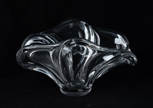 &nbsp;Art Vannes Le Chatel French crystal oval centrepiece wave bowl with acid etched factory mark to the base. 20th century, 18cm high, 32cm wide,19cm deep