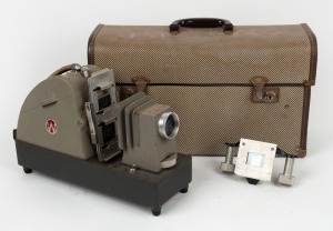 WATERWORTH HOBART: Australian-made slide projector, c. 1950s, in cloth-lined case.