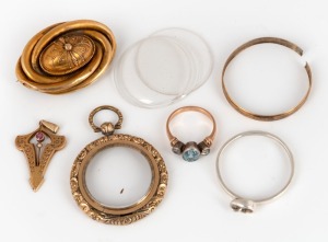 An antique 9ct gold Art Nouveau pendant, set with red stone and seed pearl (2 grams); together with a 9ct gold ring with coloured stones (4.2 grams); plus an antique pinchbeck brooch, and two incomplete lockets (silver and gold plate), 19th/20th century.