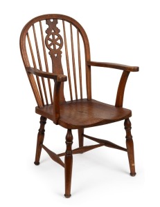 A vintage Windsor style carver chair, 20th century, ​​​​​​​94cm high, 54cm across the arms