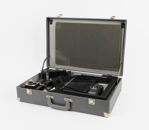 KODAK: Ektagraphic EF Visualmaker copying kit, c. 1970s, including one Kodak Instamatic X35F camera, among other elements.