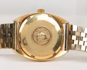 OMEGA "CONSTELLATION" gent's automatic wristwatch in yellow gold case with yellow gold bracelet band, 3.6cm wide including crown, 94 grams total including movement - 2