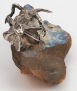 An Australian silver frill necked-lizard ornament mounted on Queensland boulder opal specimen base, signed (illegible),&nbsp; 11cm high, 17cm wide - 2