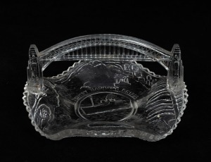 SYDNEY HARBOUR BRIDGE souvenir glass dish with bridge handle, circa 1932, 14cm wide