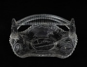 SYDNEY HARBOUR BRIDGE souvenir glass dish with bridge handle, circa 1932, 14cm wide