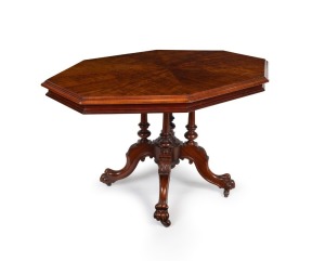 BELL BROTHERS of Melbourne (attributed), fine quality antique Australian blackwood exhibition library table, circa 1879. Bell Brothers was awarded first order of merit at the 1880 Melbourne International Exhibition, winning this medal engraved "Bell Bros.