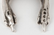 An antique English sterling silver kangaroo&nbsp;salt cellar with joey spoon, most likely by Cornelius Saunders & Francis Shepherd of London, late 19th century, ​​​​​​​7.5cm high, 89 grams. - 4