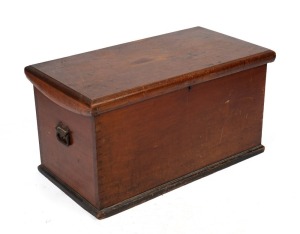 An antique Australian Kauri pine blanket box of exposed dovetail construction with carrying handles to the sides and overlapped hinged top. Good original finish and patination. Circa 1900, 50cm high, 93cm wide, 50cm deep&nbsp;