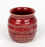 JOHN CAMPBELL burgundy glazed ribbed pottery vase, signed "John Campbell, Tasmania", 9.5cm high
