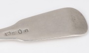 FELIX LYNN rare Colonial Australian fiddle pattern silver table fork, Sydney origin, circa 1825, stamped "F.L." with lion passant, monarch's head and "S.S.", 20cm long, 60 grams. - 2