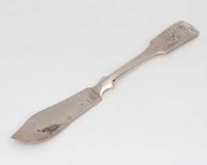 HENRY STEINER Colonial Australian silver knife with engraved "H", South Australian origin, 19th century, stamped "H. STEINER, ADELAIDE" crown and lion passant, 18cm long, 39 grams.