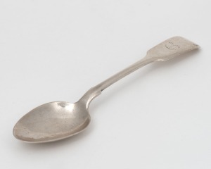 WILLIAM PARK Colonial Australian silver teaspoon with engraved crest (for MORGAN family), Sydney origin, circa 1845, stamped "W.P." with leopard, Gothic date letter "S", lion passant and monarch's head, 14cm long, 21 grams.