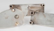 Three antique silver plated knife rests with boomerangs, kangaroos and emu, early 20th century, 5cm high, 10cm wide. - 2