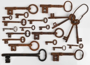 160 · Assorted antique keys, (21 items), the largest 20.5cm long.
