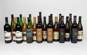 AUSTRALIAN WHITES:&nbsp;Various vineyards, vintages and grapes, (21 bottles)