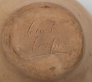 CARL COOPER pottery bowl with sgraffito decoration, incised "Carl Cooper", 4cm high, 12cm diameter - 2