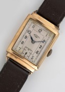 ROTARY vintage wristwatch in 9ct gold case with manual wind movement and Arabic numerals, ​​​​​​​2.5cm wide including crown. - 2