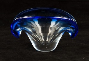 SEGUSO "Turbo" Murano blue glass bowl, ​​​​​​​9.5cm high, 17cm wide