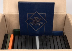 AUSTRALIA POST YEARBOOKS: between 1981 and 2007 plus the 1992/93 Framas and 2006 Commonwealth Games Collection. MUH. FV: $1090+
