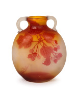 GALL&Eacute; French cameo glass two handled vase with berry decoration, signed "Gall&eacute;" with star mark, 20.5cm high