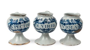 Set of three rare antique English Delft blue and white wet drug apothecary jars, 17th/18th century, 17cm high.