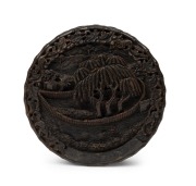 "NAPOLEANS TOMB" fine quality antique Chinese export ware carved tortoise shell snuff box, 19th century, ​​​​​​​3cm high, 9cm diameter.