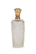 An antique French cut crystal scent bottle with 15ct gold top, original stopper plus leather and&nbsp;silk lined case, 19th century, ​​​​​​​the bottle 9cm high overall. - 2