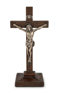 OMAR RAMSDEN antique English solid cast sterling silver Corpus Christi altar piece, mounted on oak, made in London, circa 1922, 24.5cm high.