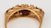 An impressive antique 9ct gold and garnet ring, 19th century, 3.4 grams - 2