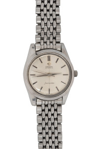 OMEGA "Seamaster" gents automatic wristwatch in stainless steel case with original clasp and bracelet, housed in an Omega box, 3.7cm wide including crown