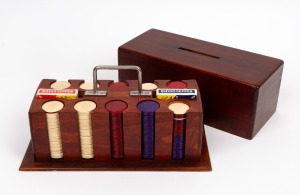 Vintage croupier&nbsp;gaming chips in timber case, early to mid 20th century, the case 14cm high, 20cm wide