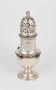 An English sterling silver sugar castor, made in Birmingham, 20th century, 21cm high, 422 grams