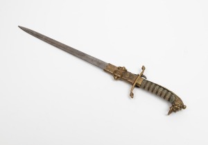 British Navy 1891 pattern short sword with remains of scabbard, 59cm long. ​​​​​​​LICENCE REQUIRED.