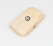An antique ivory&nbsp;sewing etui, 19th century, ​​​​​​​9cm wide. - 2