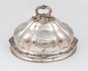 An antique English old Sheffield plate meat dish cover with engraved coat of arms and crest, early 19th century, ​​​​​​​25cm high, 39cm wide