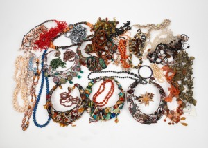 Assorted costume jewellery including coral and lapis lazuli, (qty)