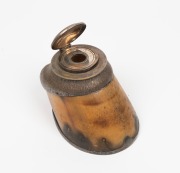 An antique horse hoof inkwell with silver plated mounts, titled "MABEL", 19th century, 10cm high, 16cm long - 2