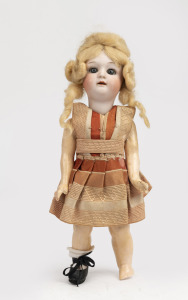 Gebruder Heubach&nbsp;antique German porcelain headed doll, early 20th century, 24cm high