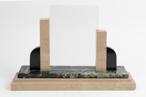 A French marble menu/picture stand, circa 1925, 30cm high, 42cm wide