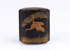 An antique Japanese lacquered inro with crane decoration, Edo/Meiji period, 19th century, ​​​​​​​5cm high.