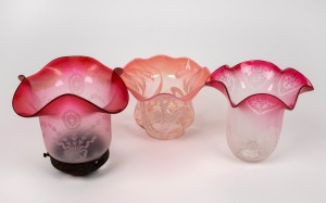 Three antique ruby glass lamp shades, 19th/20th century, ​​​​​​​the largest 16cm high