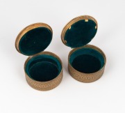 A pair of antique French gilt metal circular trinket boxes each adorned with hand-painted portraits on ivory and lined in blue velvet, 19th century, ​​​​​​​5.5cm diameter - 2